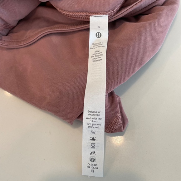 Lululemon High Rise 19" Cropped Yoga Pant Size 4 - Rose - Picture 8 of 10